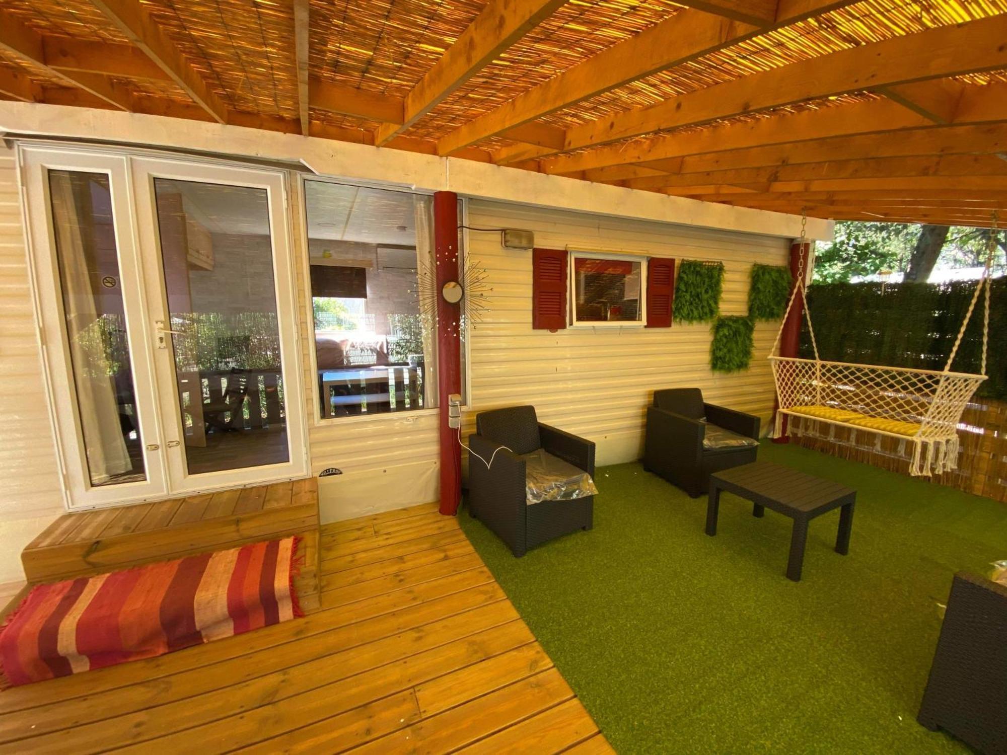 Mobil Home Au Camping Sellig Le Muy Eksteriør billede
