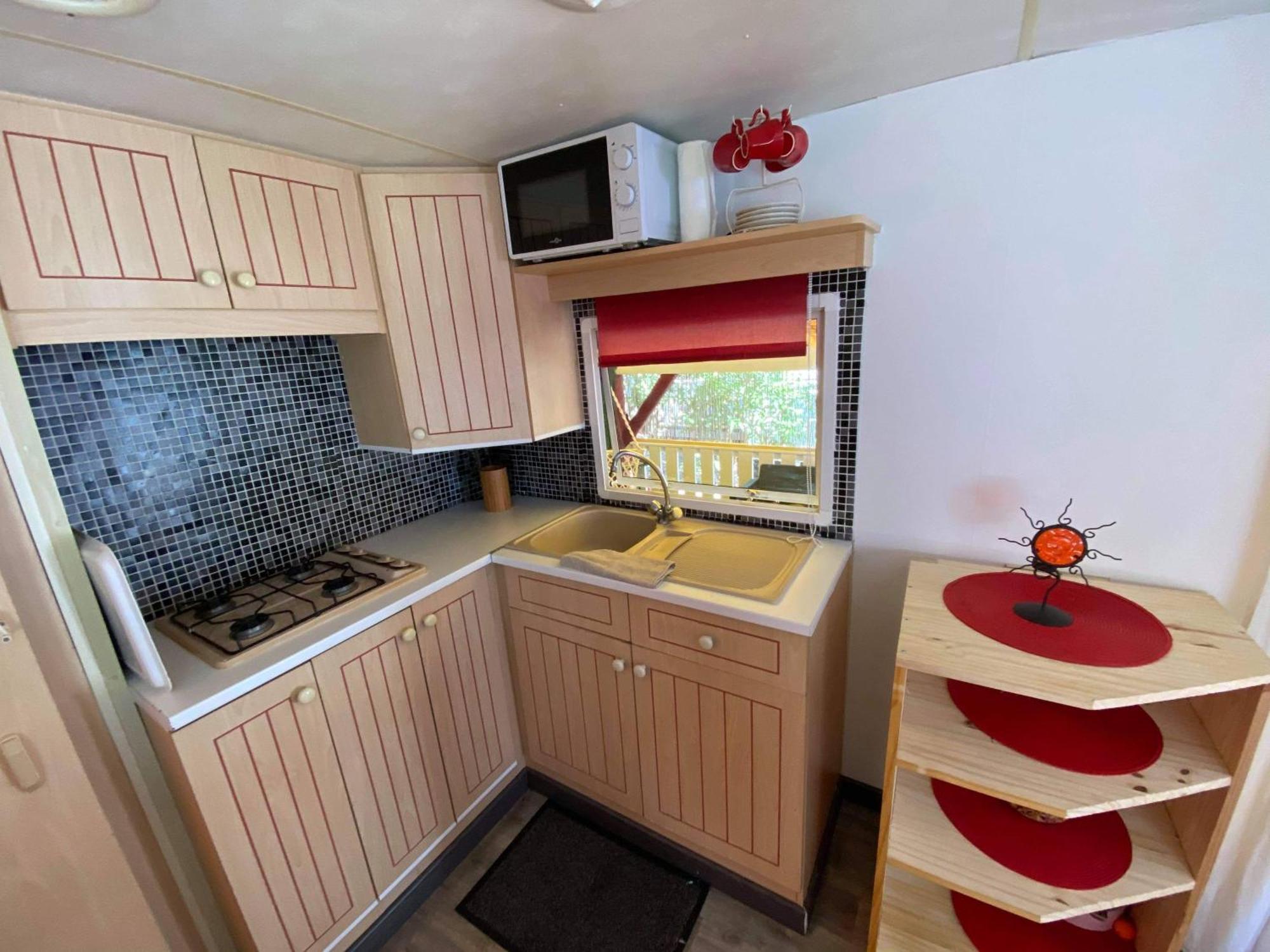 Mobil Home Au Camping Sellig Le Muy Eksteriør billede